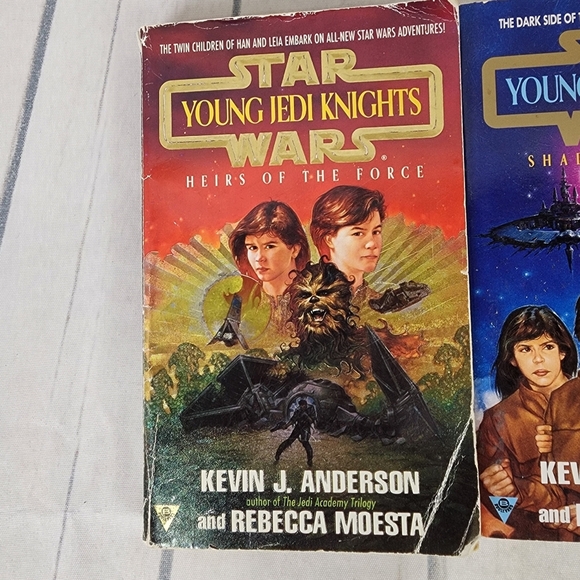 Vintage 1995 Star Wars Young Jedi Knights Paperback Books Set of 3 - Picture 3 of 14